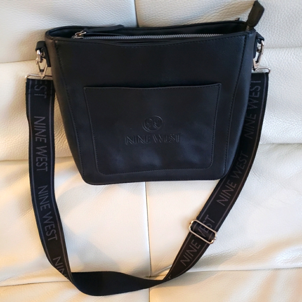Nine West women's black crossbody leather bag